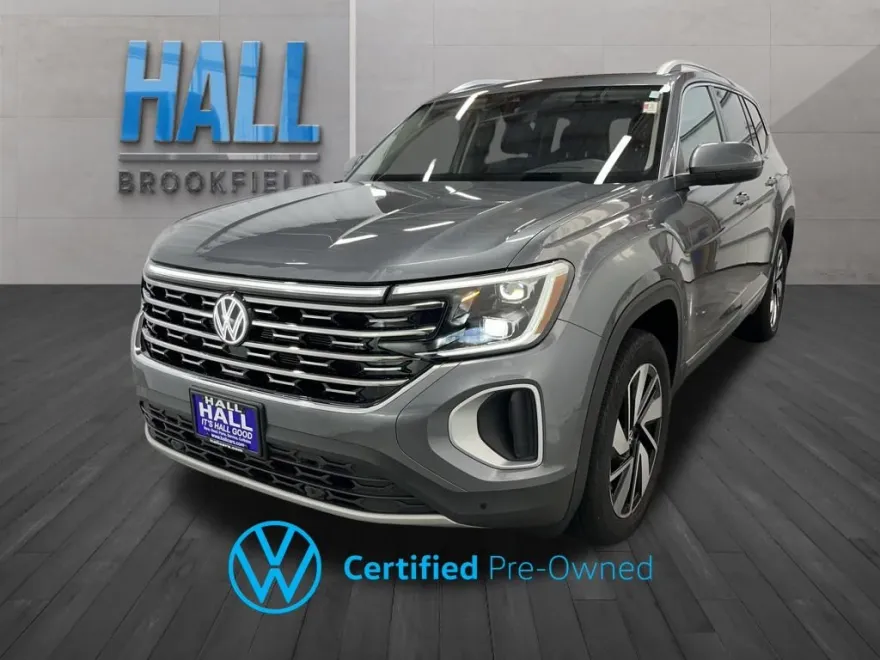 2024 Volkswagen Atlas SEL photo 1
