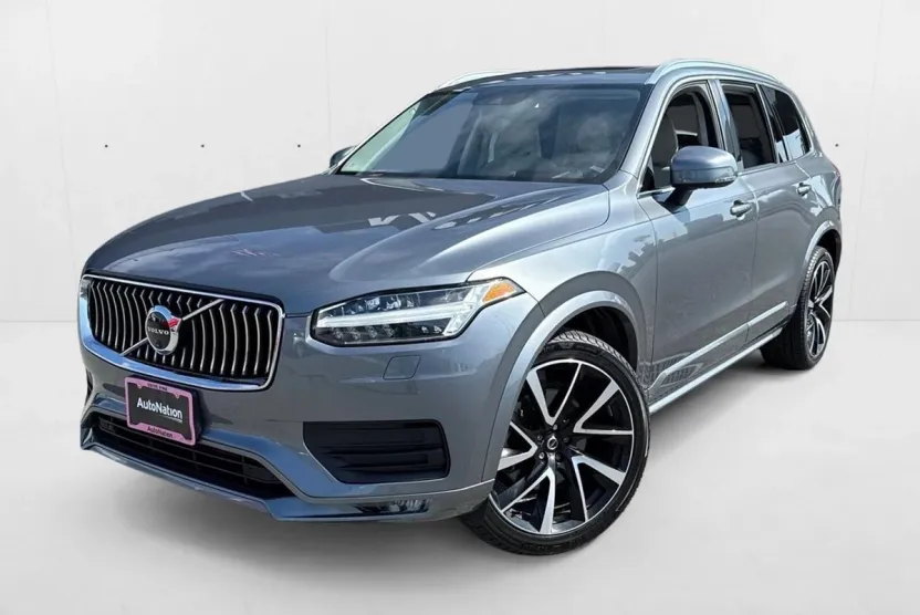 2020 Volvo XC90 T6 Momentum photo 1