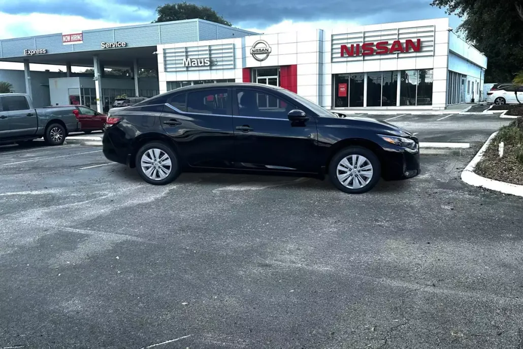 2025 Nissan Sentra S photo 1