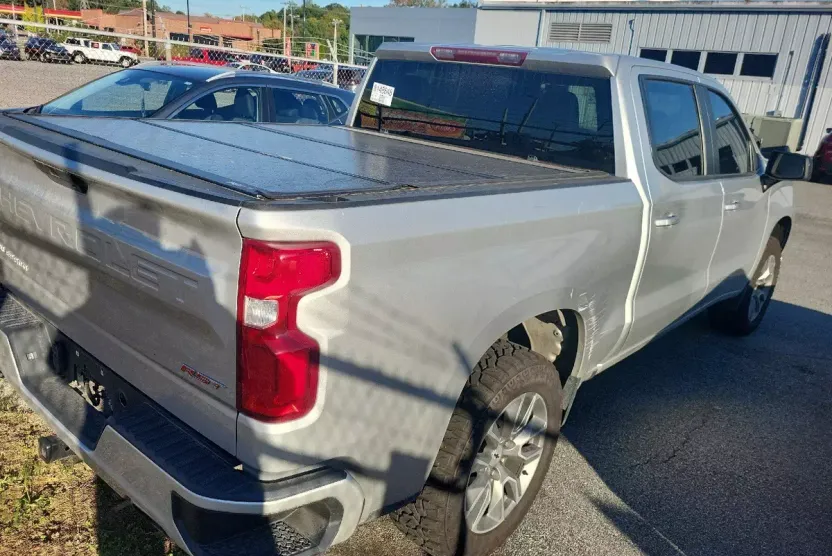 2022 Chevrolet Silverado 1500 RST photo 1
