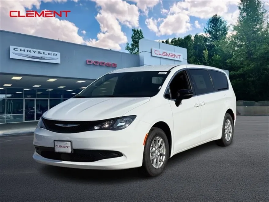 2026 Chrysler Voyager LX photo 1