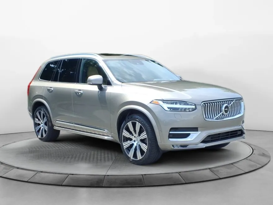 2022 Volvo XC90 T6 Inscription photo 1