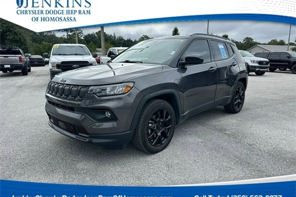 2022 Jeep Compass Latitude photo 1