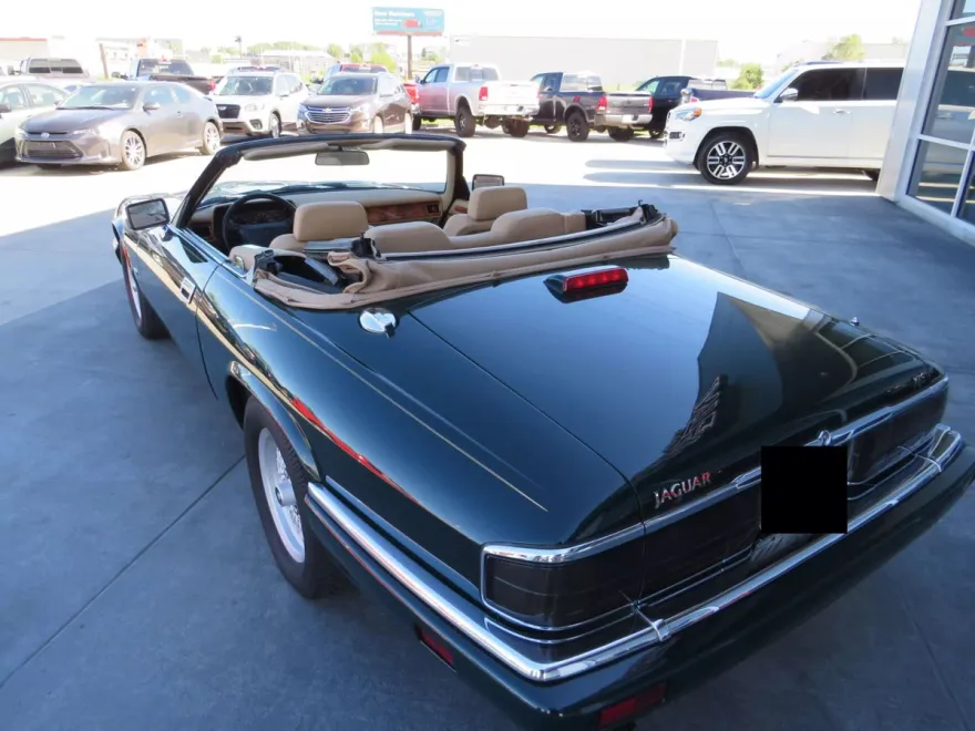 1994 Jaguar XJS photo 12