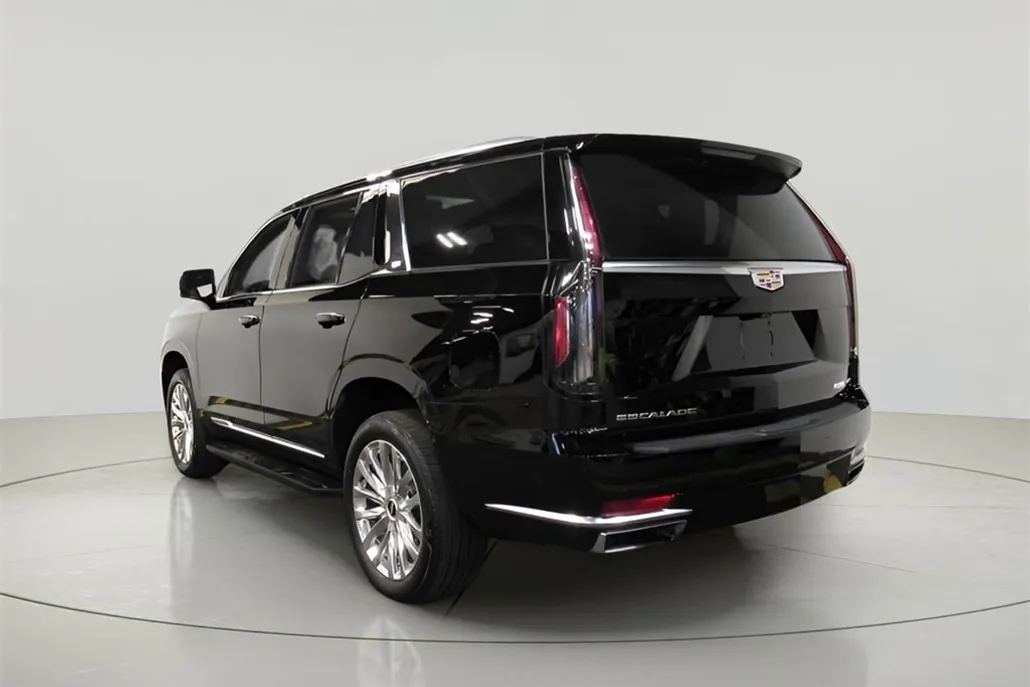 2024 Cadillac Escalade Premium Luxury photo 1
