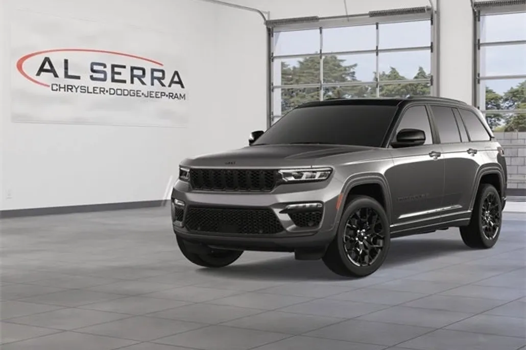 2025 Jeep Grand Cherokee Summit photo 1