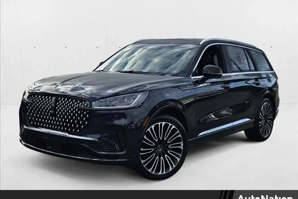 2025 Lincoln Aviator Black Label photo 1