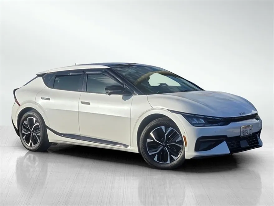 2022 Kia EV6 GT-Line photo 1