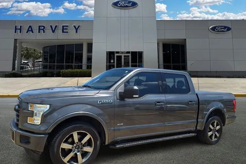 2017 Ford F-150 XLT photo 1