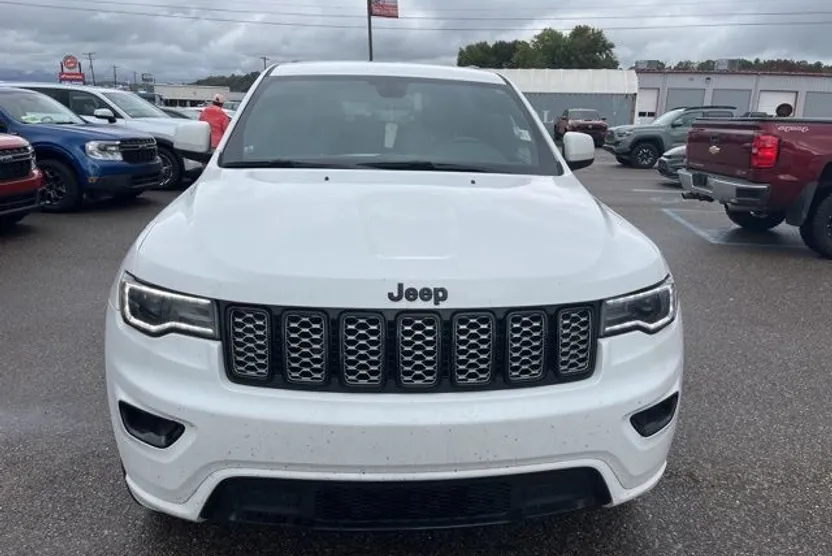 2021 Jeep Cherokee Laredo X photo 1