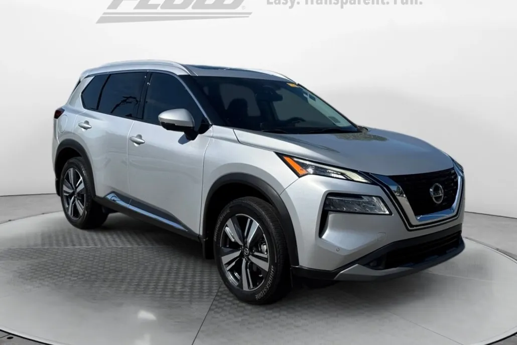 2021 Nissan Rogue SL AWD photo 1