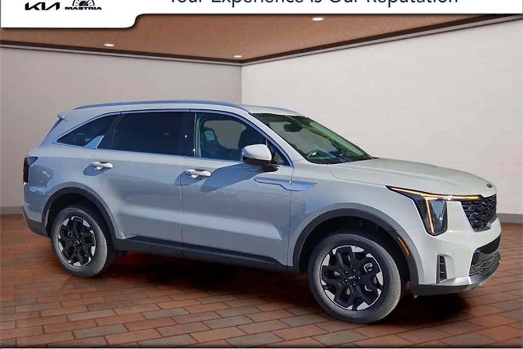 2026 Kia Sorento S photo 1