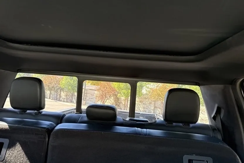 2017 Ford F-350 Platinum photo 1