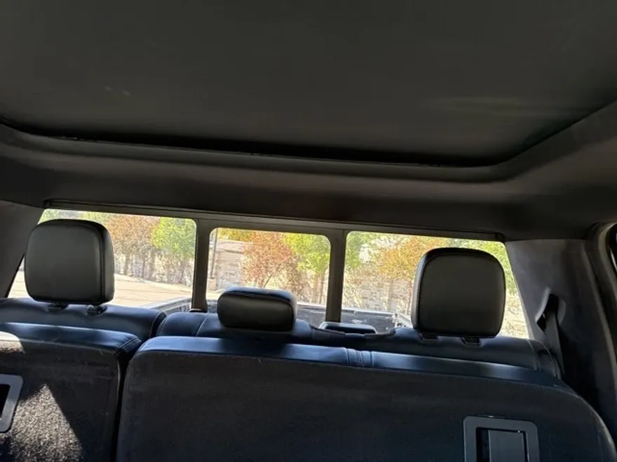 2017 Ford F-350 Platinum photo 1