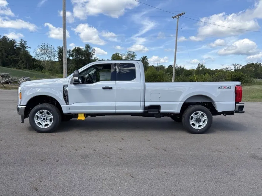 2026 Ford F-250 XLT photo 1