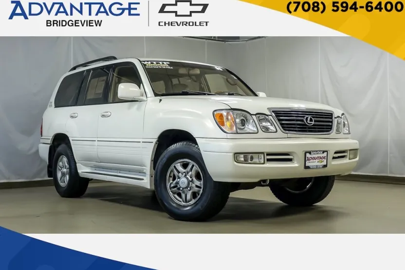 2002 Lexus LX 470 photo 1