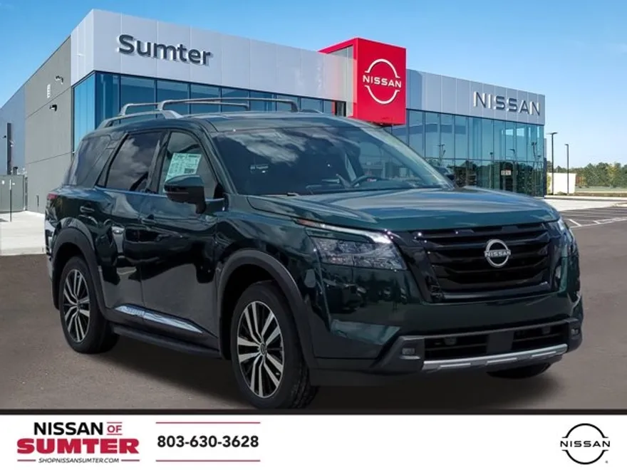 2025 Nissan Pathfinder Platinum photo 1