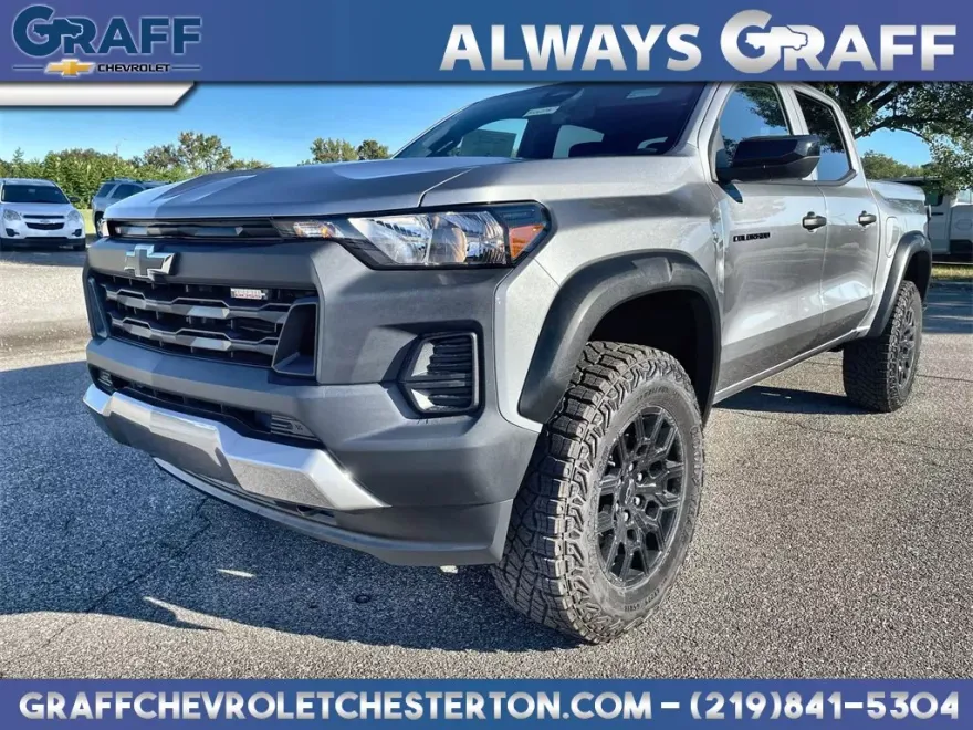 2026 Chevrolet Colorado Trail Boss photo 1