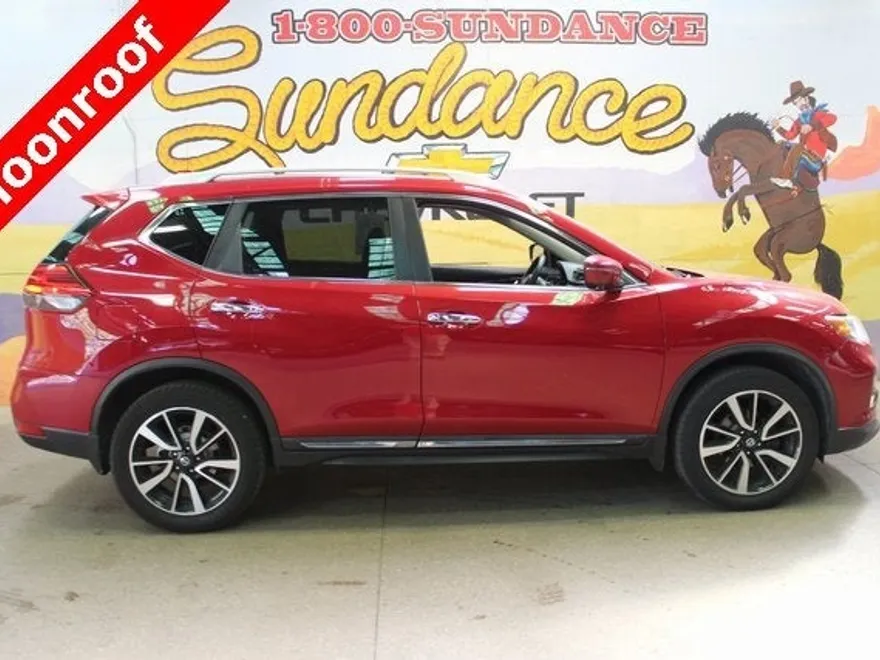 2017 Nissan Rogue S photo 1