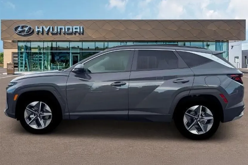 2026 Hyundai Tucson SEL photo 1