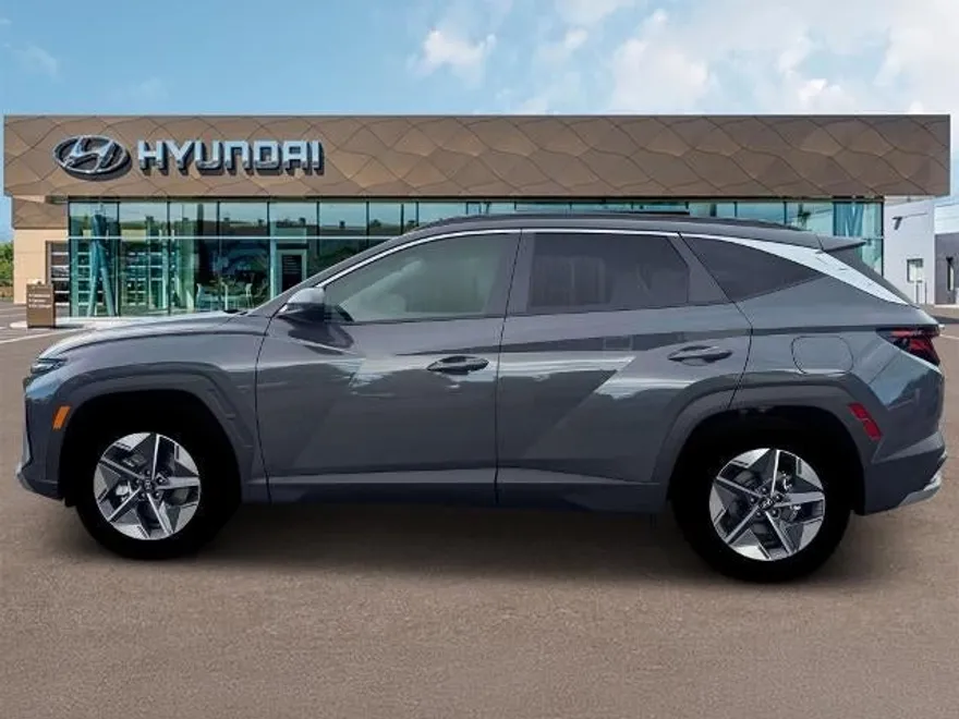 2026 Hyundai Tucson SEL photo 1