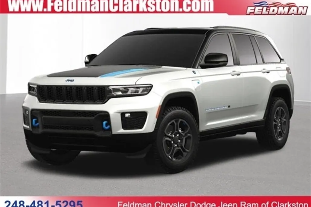 2023 Jeep Grand Cherokee Trailhawk 4xe photo 1