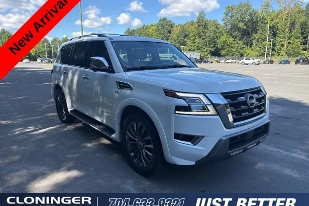 2022 Nissan Armada Platinum photo 1