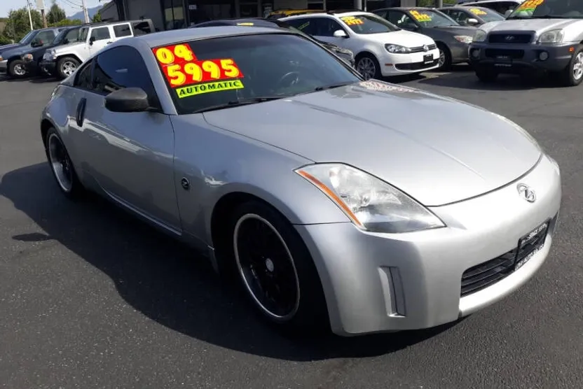 2004 Nissan 350Z Touring photo 1