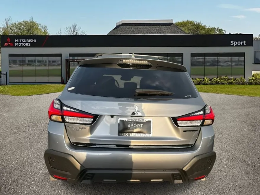 2025 Mitsubishi Outlander Sport ES SE LE photo 1
