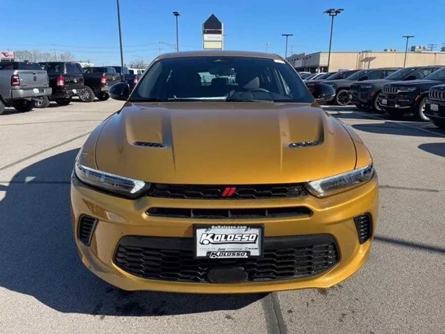 2024 Dodge Hornet R/T photo 1