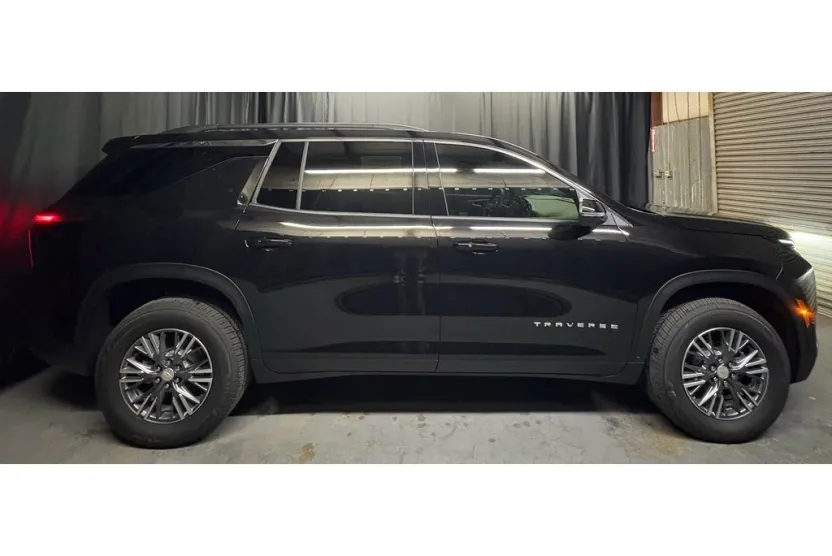 2026 Chevrolet Traverse photo 1