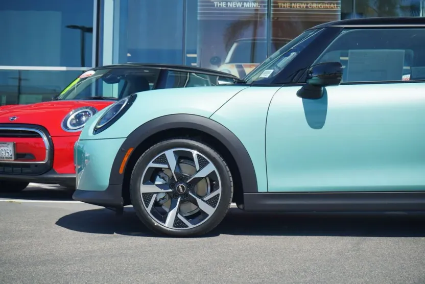 2026 Mini Cooper Hardtop S 2 Door Iconic photo 1
