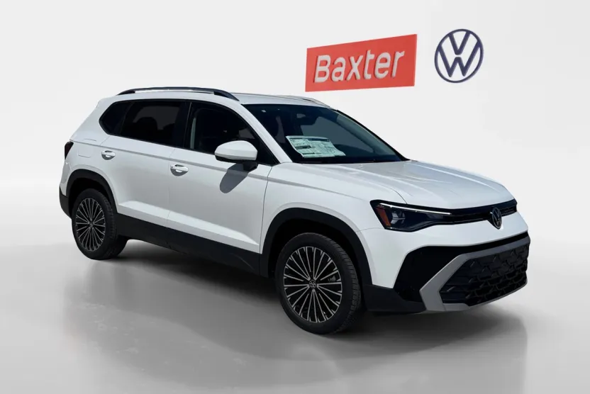 2025 Volkswagen Taos SE photo 1