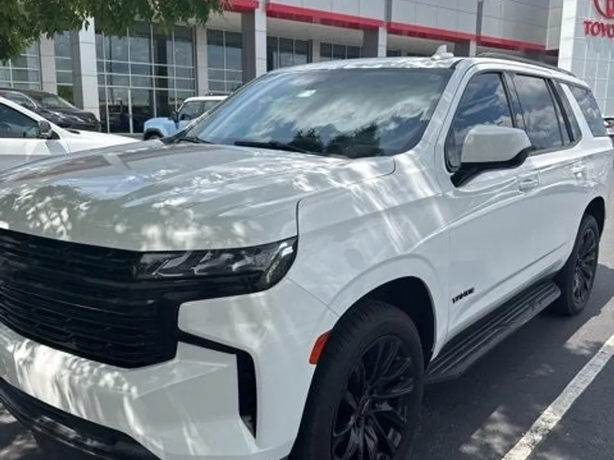 2021 Chevrolet Tahoe LT photo 1