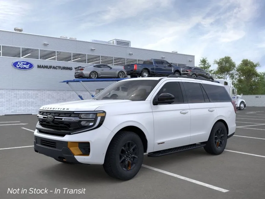 2025 Ford Expedition photo 1