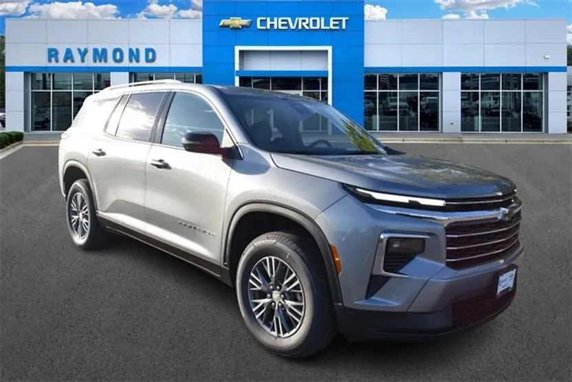 2026 Chevrolet Traverse photo 1