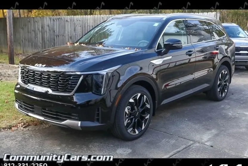 2025 Kia Sorento EX photo 1