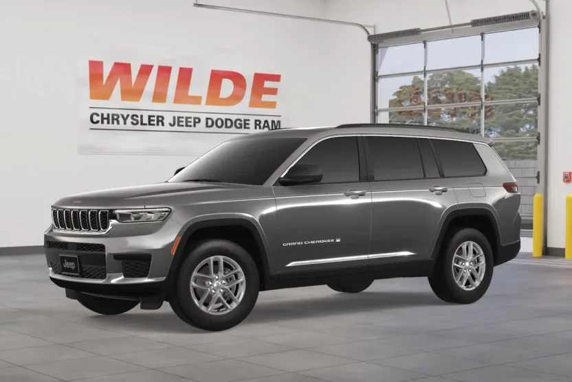 2025 Jeep Grand Cherokee Laredo X photo 1