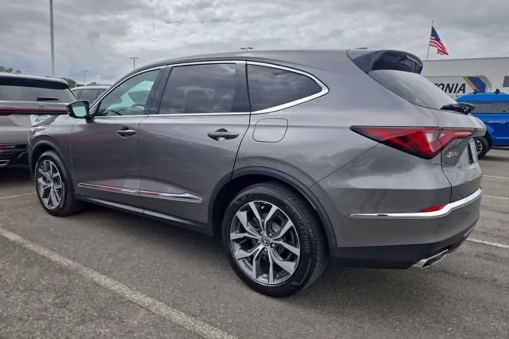 2023 Acura MDX Technology photo 1