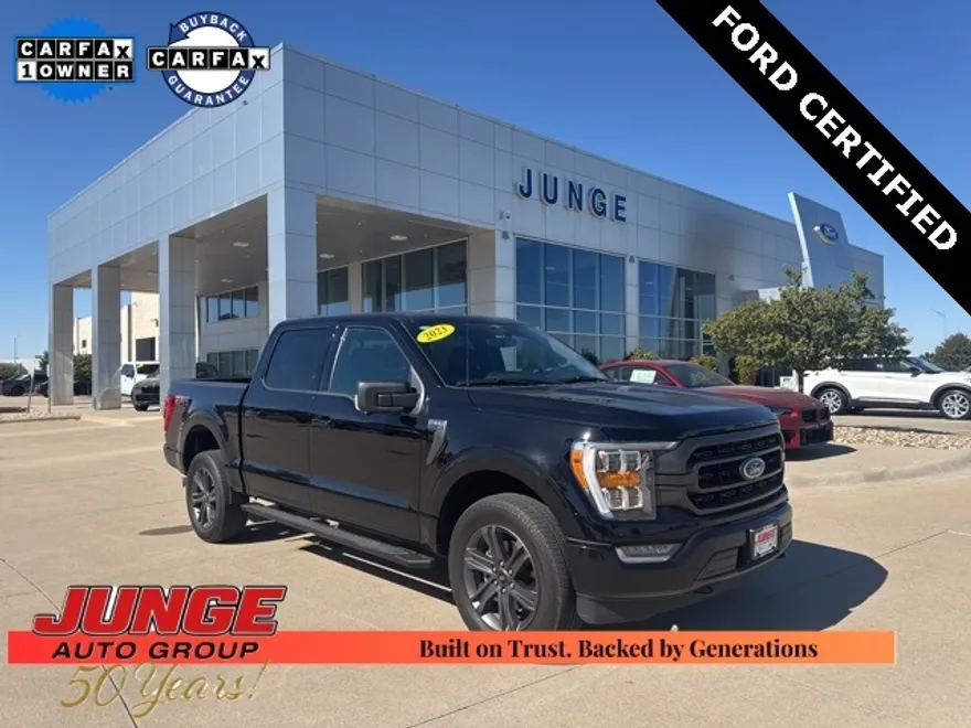 2023 Ford F-150 XLT photo 1