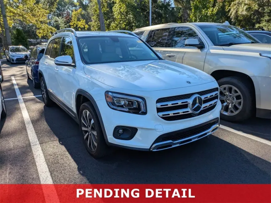2022 Mercedes Benz GLB 250 photo 1