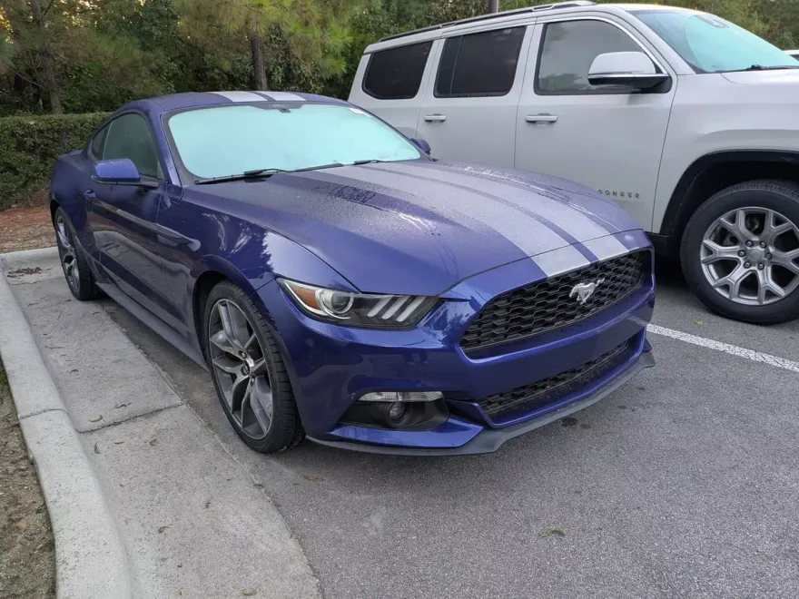 2016 Ford Mustang EcoBoost Premium photo 1