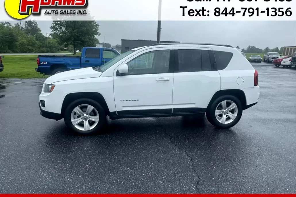 2015 Jeep Compass Latitude photo 1