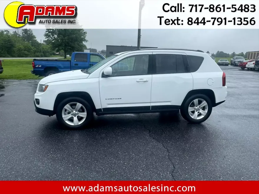 2015 Jeep Compass Latitude photo 1