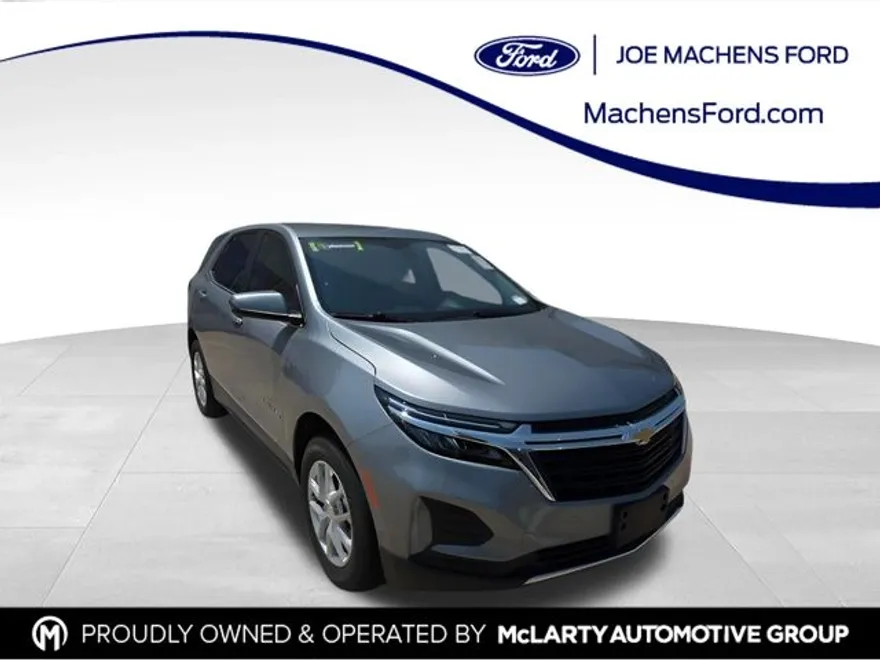 2023 Chevrolet Equinox LT photo 1