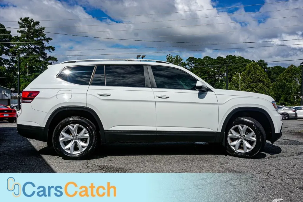 2018 Volkswagen Atlas S photo 1