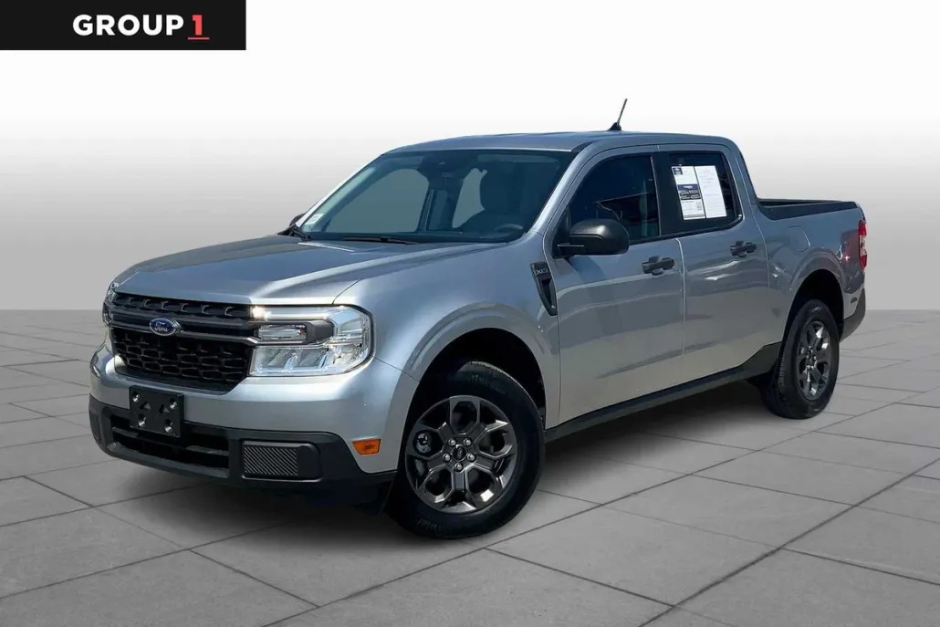 2024 Ford Maverick XLT photo 1