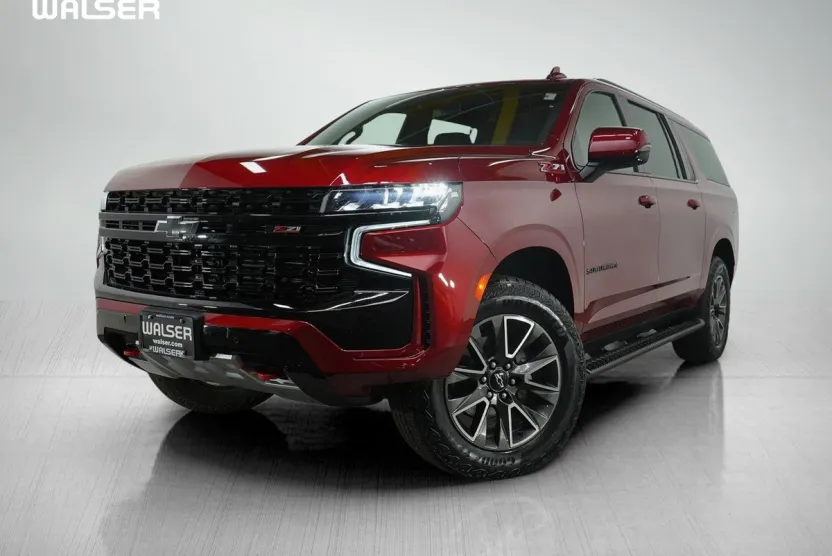 2024 Chevrolet Suburban Z71 photo 1