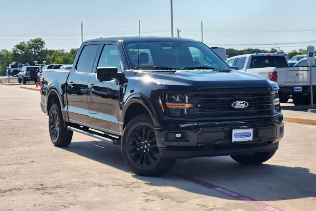 2025 Ford F-150 XLT photo 1