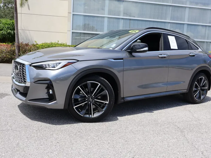 2025 Infiniti QX55 Essential photo 1